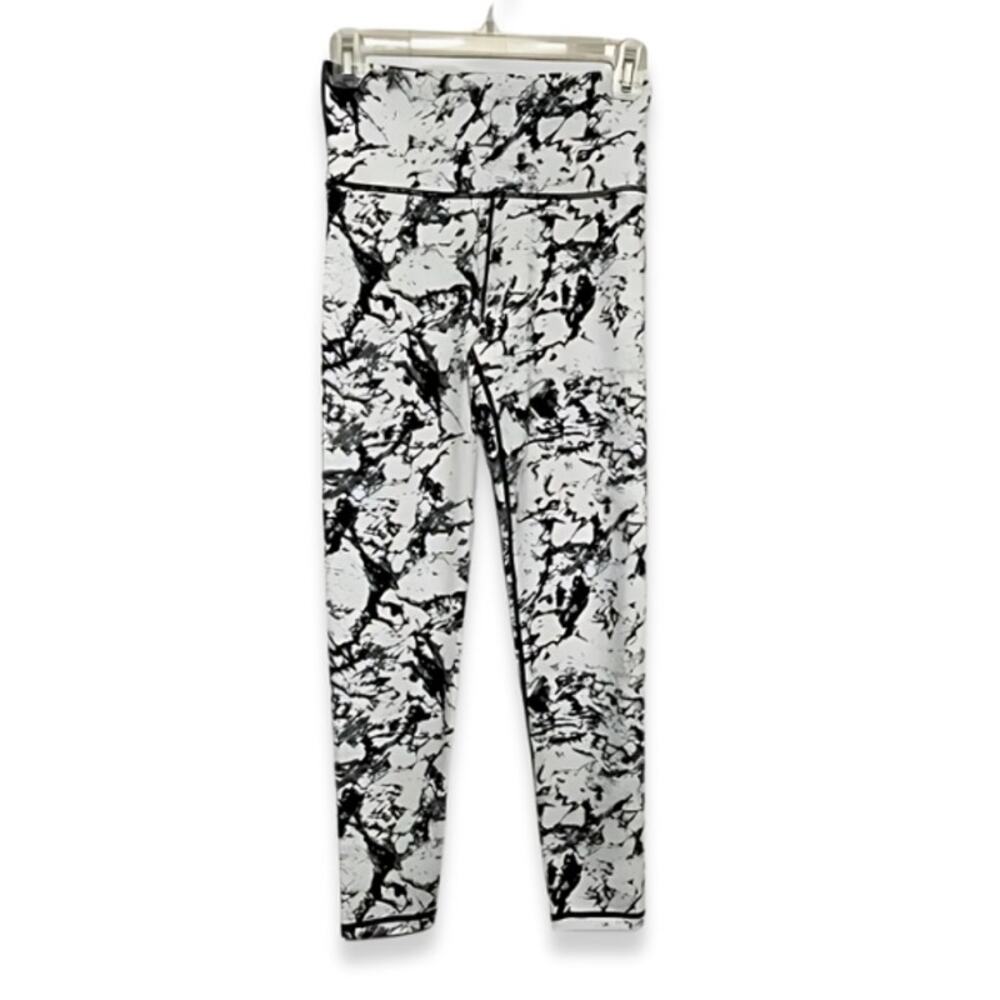 Leggings Womens White Black Abstract Stretch Full Length Polymide Blend S8-0658